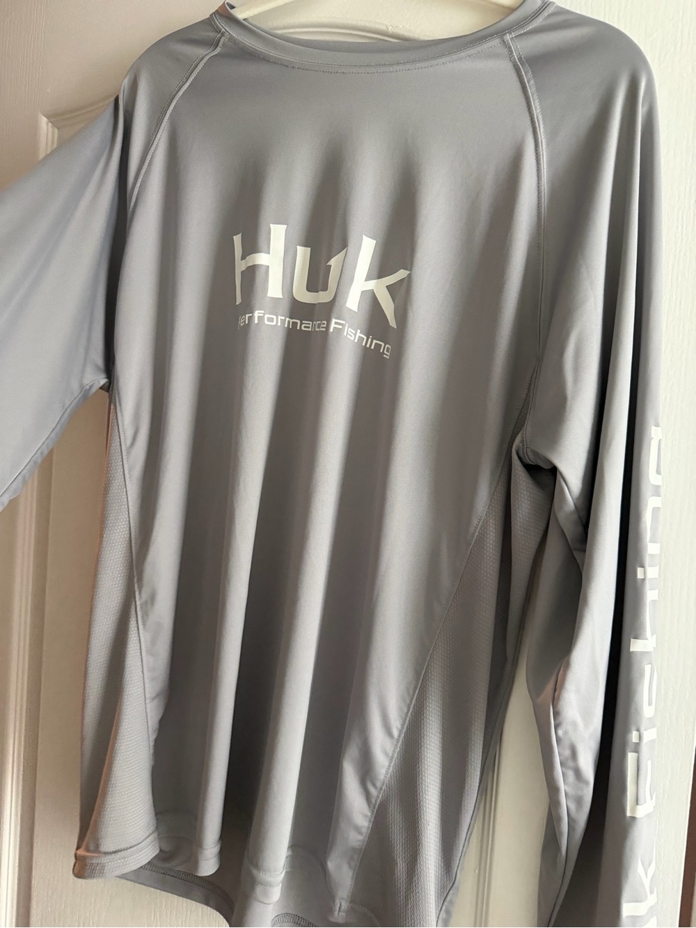 Huk Performance Fishing Shirt - Light Gray